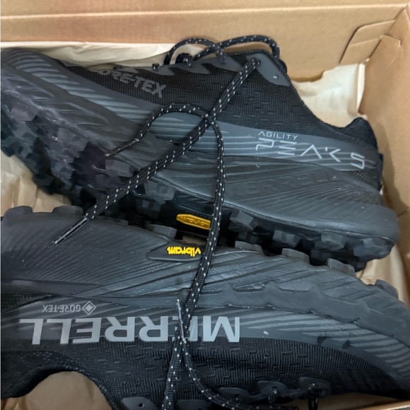 Merrell Black Athletic Shoes with Breathable Mesh and Aggressive Tread women’s - Picture 1 of 6